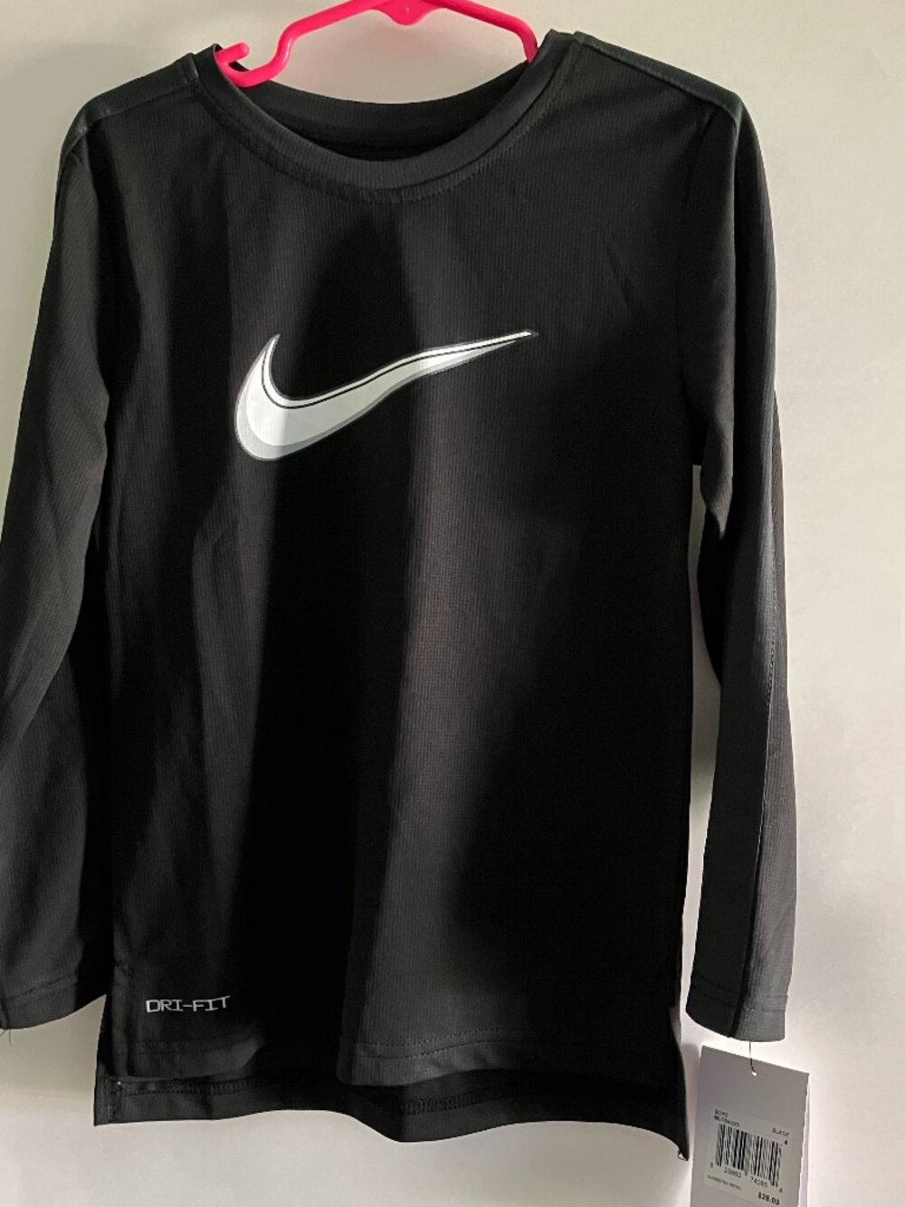 Nike Dri-Fit Long Sleeve Black Shirt Boys Size 4 New W/Tags.